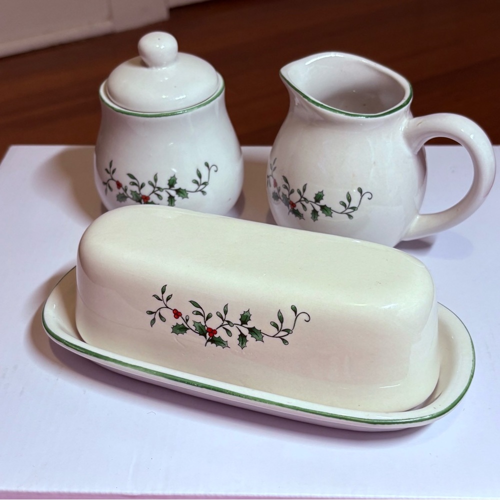 Royal Seasons Stoneware Accessory Set